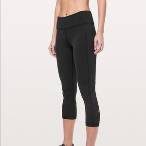 Lululemon Pace Rival Crop Yoga Pants w/Pockets